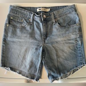 Levi’s cutoff shorts